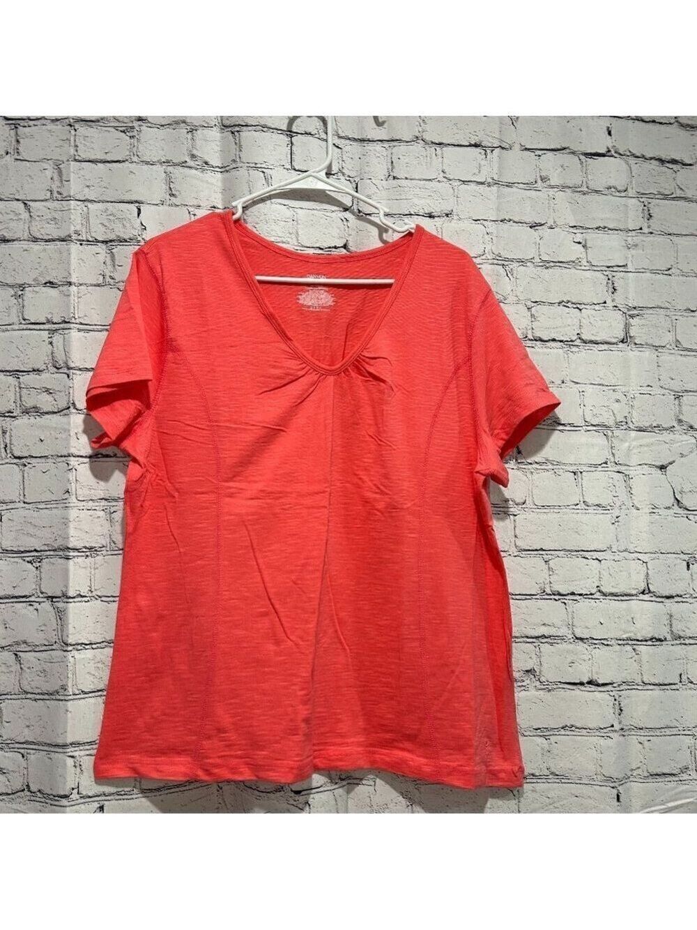 Ladies Danskin shirt Size XXL